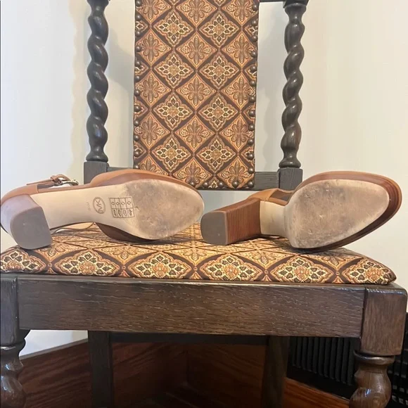Michael Kors platform heels size 8.5 - Picture 4 of 10